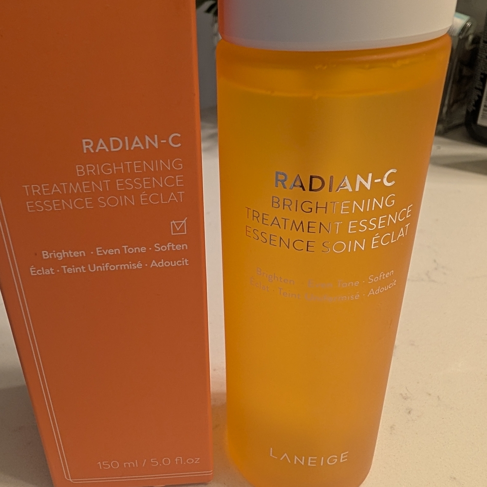 LANEIGE Radian-C Brightening Treatment Essence